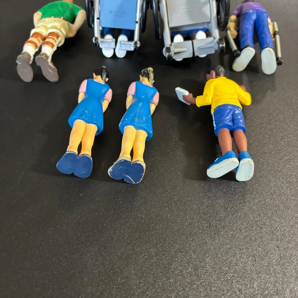 Lakeshore Differing Abilities Dolls/Figures 7pc D2-7